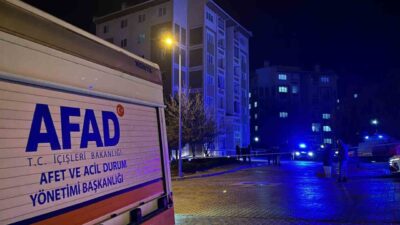 Konya’da bir apartmanın birinci katında yapılan böcek ilaçlaması nedeniyle apartmanda