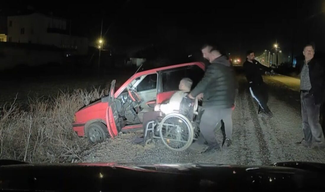 Aksaray’da bir engelli sürücü, direksiyon kontrolünü kaybederek aracının şarampole düşmesi