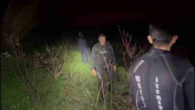 Hatay’da, Defne ilçesi Turunçlu Mahallesi’ndeki Asi Nehri’nde akıntıya kapılan Berkan