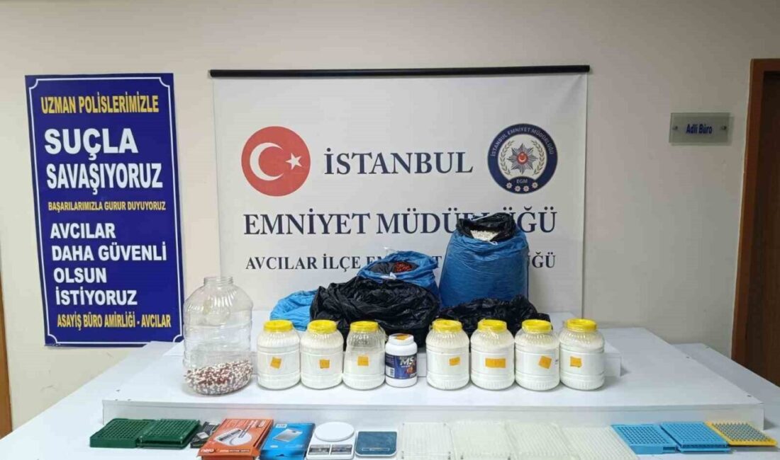 İstanbul’un Avcılar ilçesinde gerçekleştirilen bir operasyonda bir araçta yapılan aramada