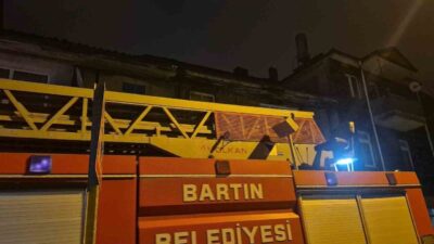 Bartın’daki Kemer Mahallesi’nde aynı anda yapılan 2 ayrı ihbar mahalle