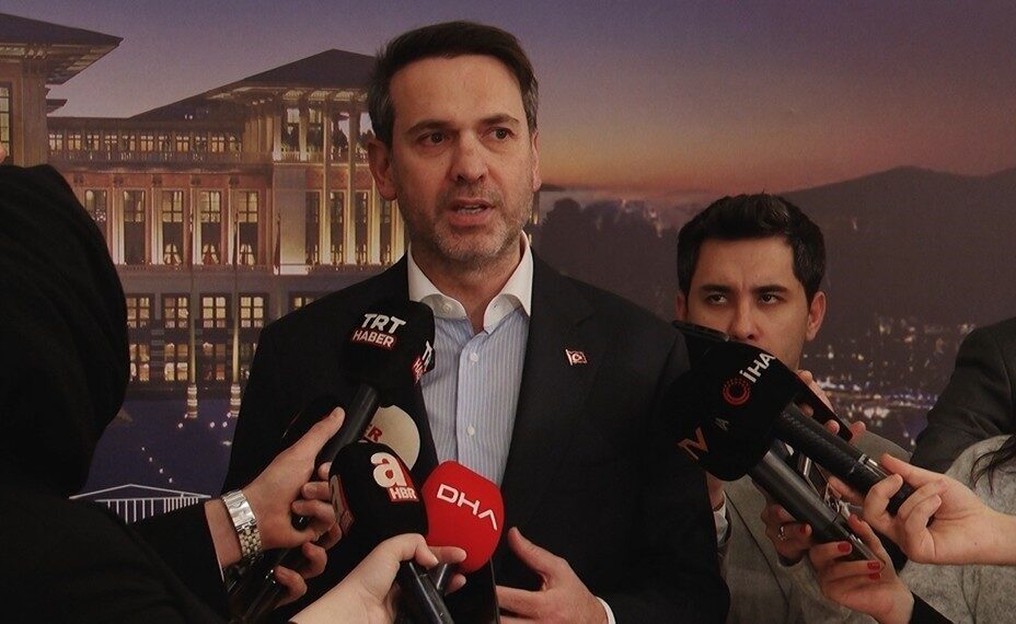 Enerji ve Tabii Kaynaklar Bakanı Alparslan Bayraktar, Cumhurbaşkanlığı Külliyesi’nde gerçekleştirilen
