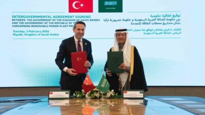 Enerji ve Tabii Kaynaklar Bakanı Alparslan Bayraktar, Suudi Arabistan ile
