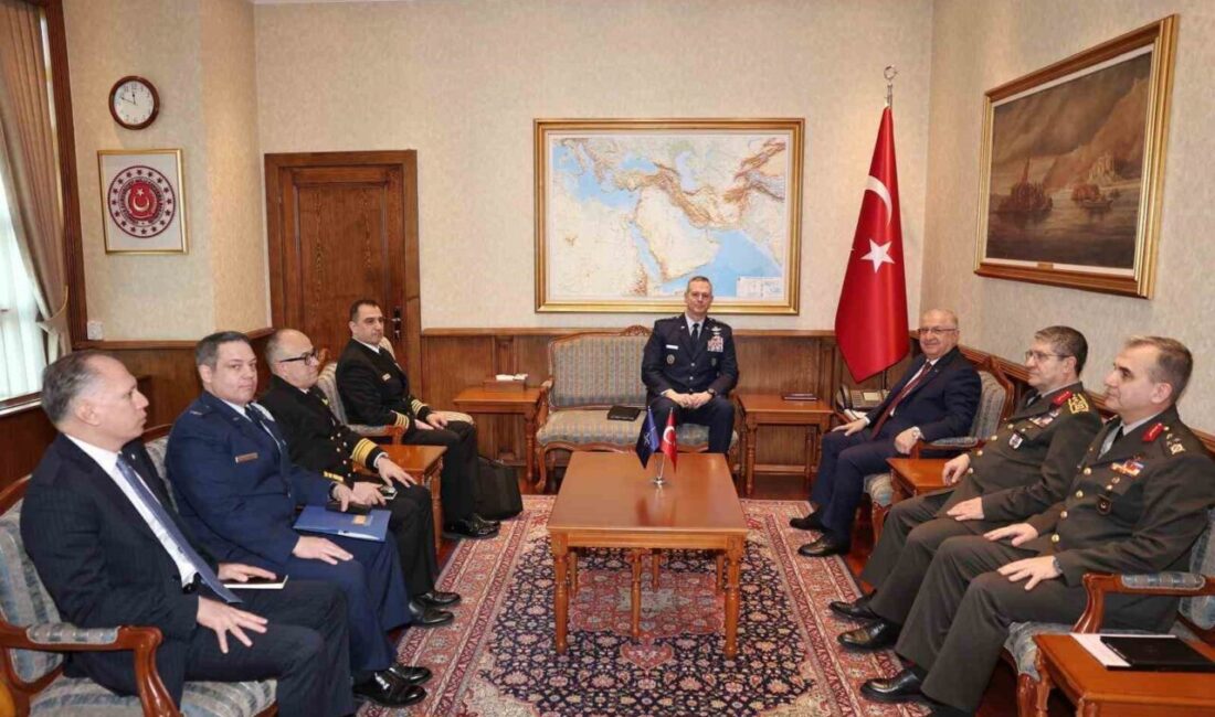 Milli Savunma Bakanı Yaşar Güler, NATO’ya bağlı Avrupa Müttefik Kuvvetleri