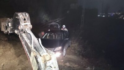 Hatay’ın Belen ilçesine bağlı Soğukoluk Mahallesi’nde gerçekleşen yağışlı hava nedeniyle