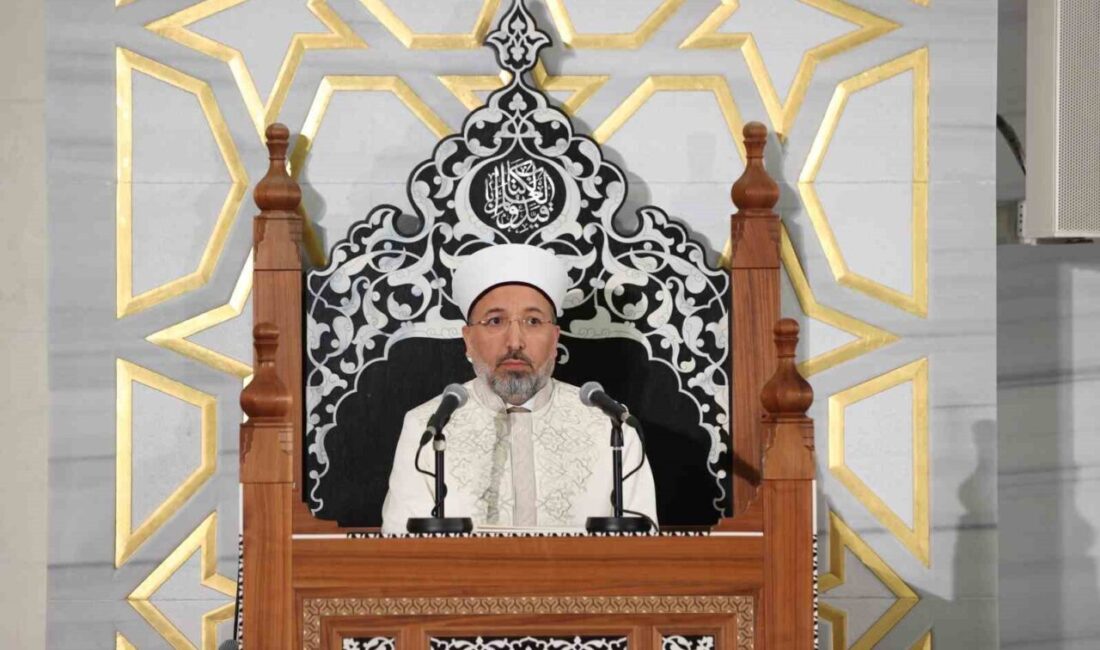 Diyanet İşleri Başkanı Safi Arpaguş’un liderliğinde, yurt genelinde Berat Gecesi