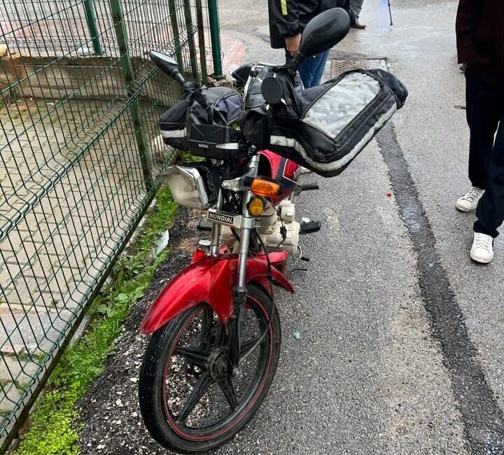 Bilecik’te yaşanan trafik kazasında, seyir halindeki bir hafif ticari araç