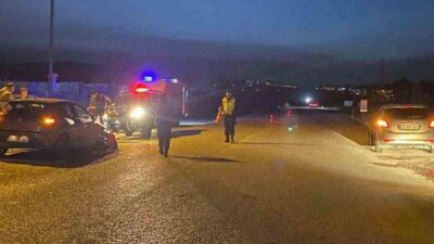 Bilecik Pazaryeri ilçesinde meydana gelen trafik kazasında 3 kişi yaralandı.
