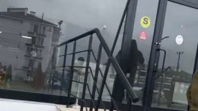 Bolu’da, henüz kimliği belirlenemeyen bir kişi tarafından gerçekleştirilen silahlı saldırıda,