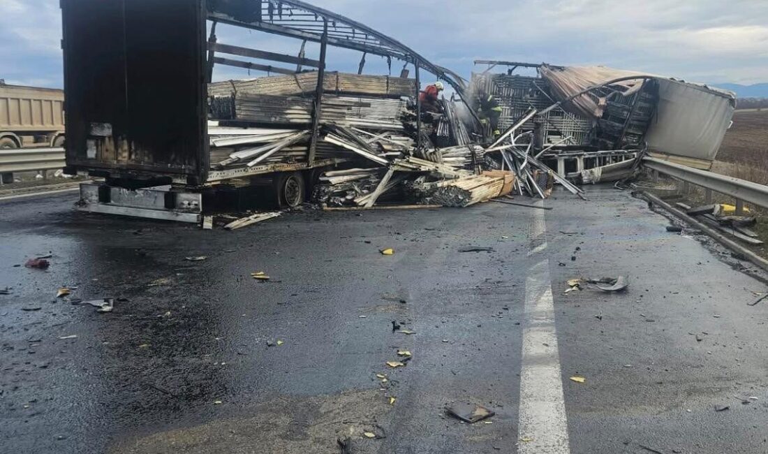 Sofya, Bulgaristan’ın başkenti, bir arızadan ötürü otoyol kenarında duran bir