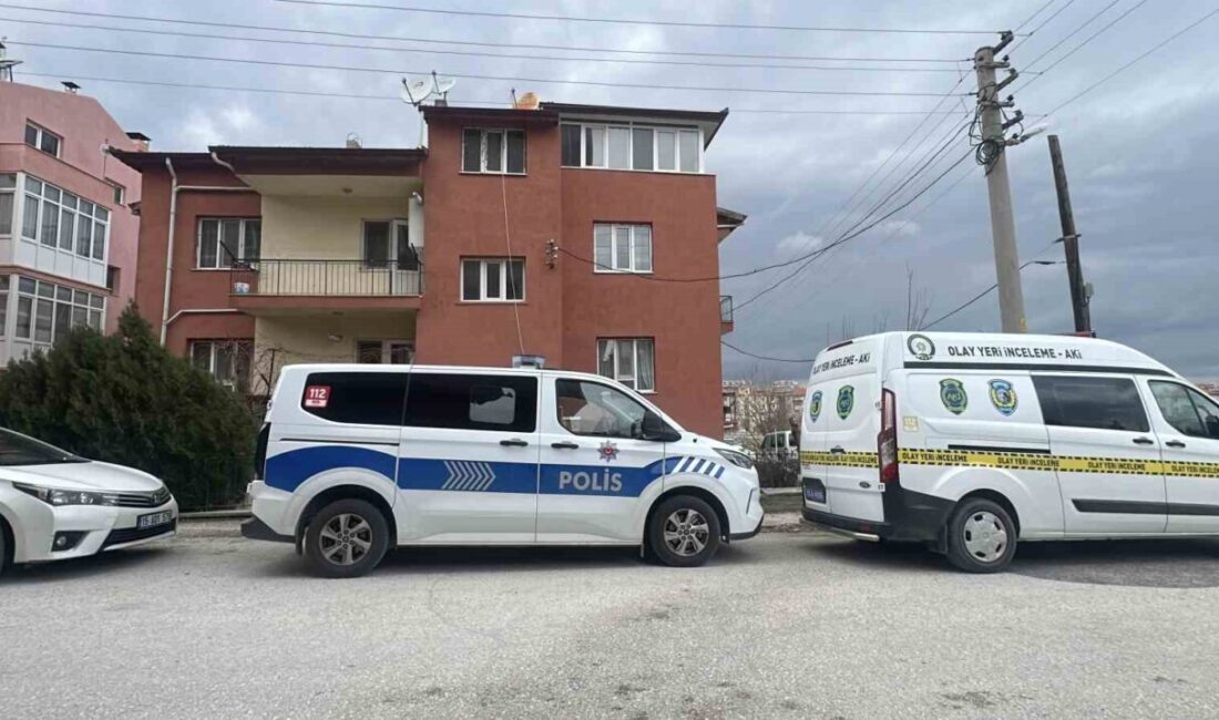 Burdur’da, ev ziyaretinde fenalaşan 55 yaşındaki bir adam, hastaneye kaldırıldıktan