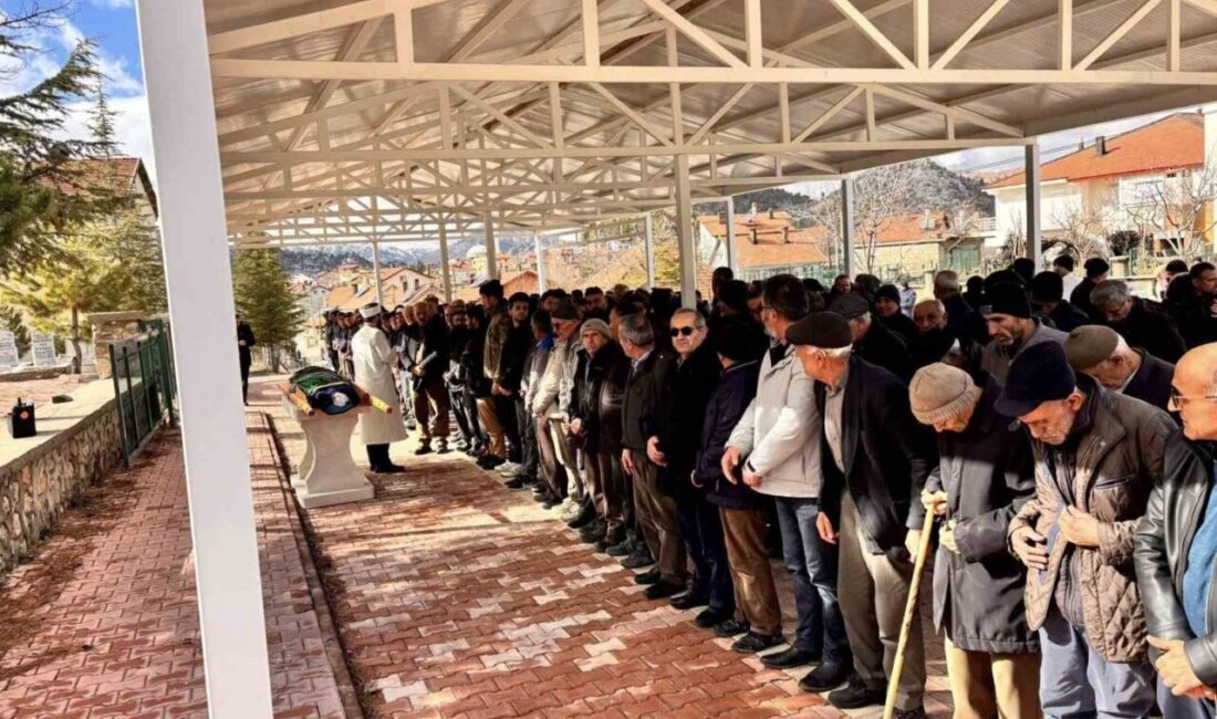 Burdur’da meydana gelen trafik kazasında 7 kişi hayatını kaybederken 5