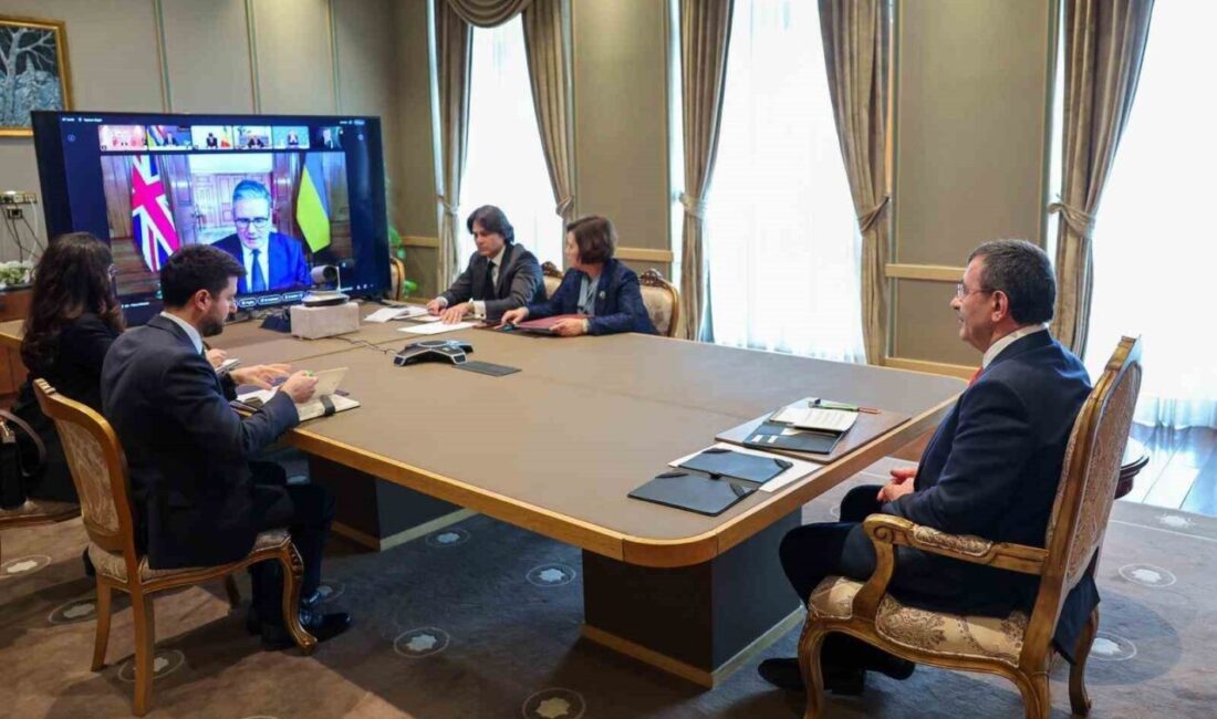 Cumhurbaşkanı Yardımcısı Cevdet Yılmaz, Cumhurbaşkanı Recep Tayyip Erdoğan adına Ukrayna