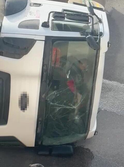 Kocaeli TEM Otoyolu gişelerinde meydana gelen olayda, kontrolden çıkan bir