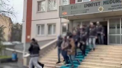 Diyarbakır’da polis ekipleri tarafından tefecilikle mücadele operasyonunda 6 kişi tutuklandı.