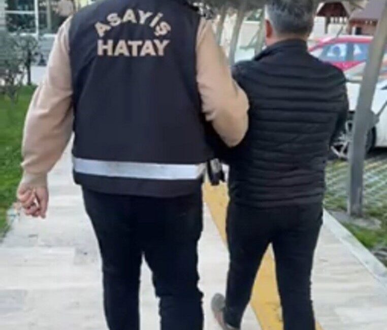 Hatay’ın Dörtyol ilçesinde, polis ekipleri tarafından arama çalışmaları sırasında hapis