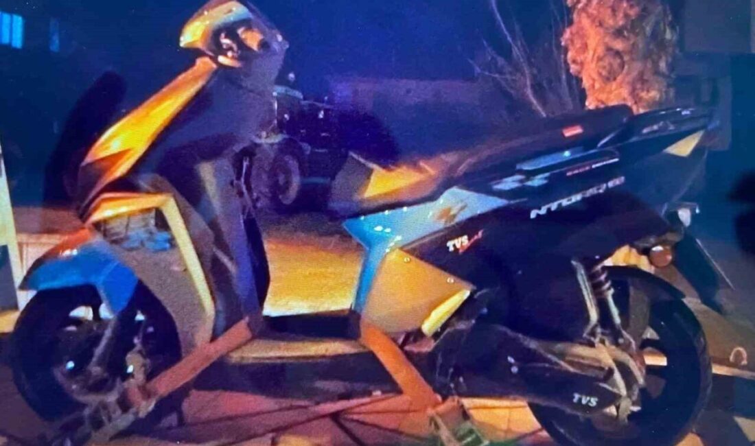 Uzunköprü ilçesinde polis ekiplerinin dur ihtarına uymayarak kaçmaya çalışan bir