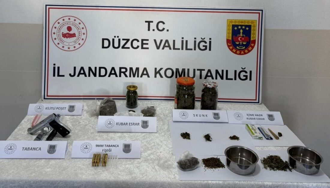 Düzce ilinde jandarma ekipleri tarafından gerçekleştirilen bir operasyonda uyuşturucu madde
