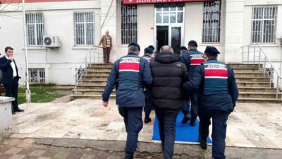 Uzunköprü ilçesinde tefecilik suçuna karıştıkları iddiasıyla gözaltına alınan 4 şüpheliden