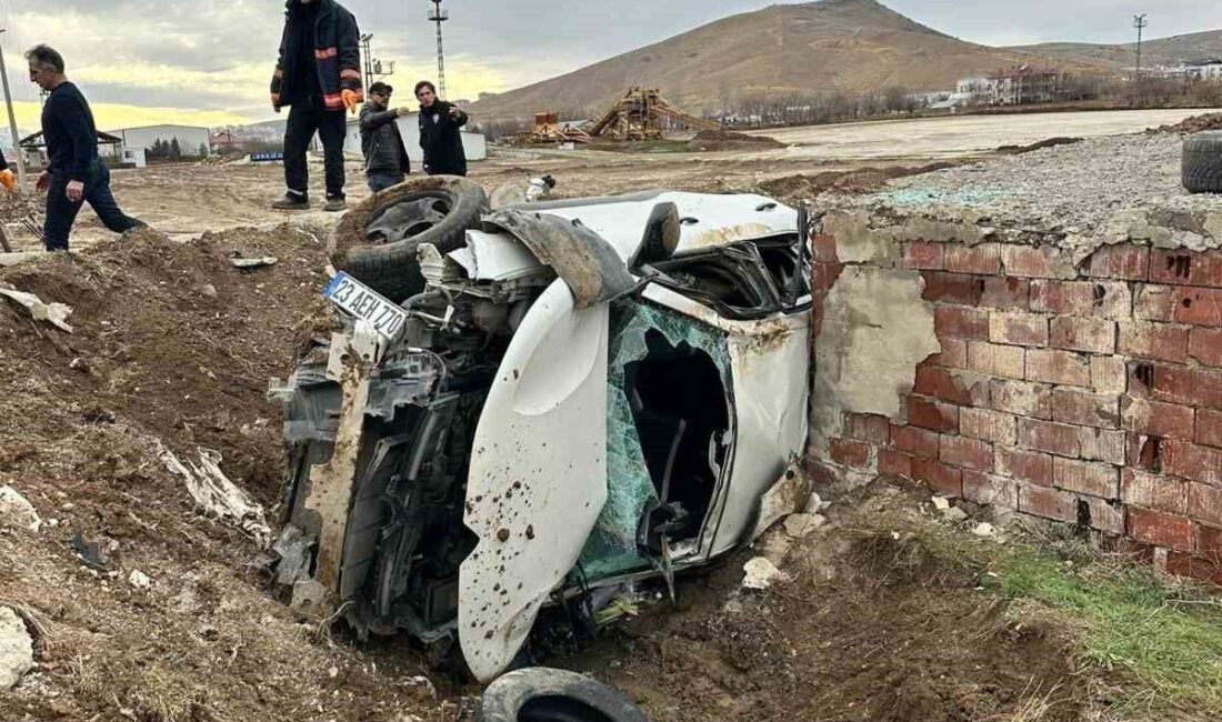 Kovancılar ilçesinde meydana gelen trafik kazasında, sürücü direksiyon hakimiyetini kaybederek