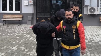 Adıyaman’ın Gölbaşı ilçesinde, 15 yaşındaki bir çocuk, büyükannesine ait emekli