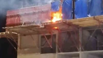 Emet ilçesinde bulunan 5. Etap TOKİ şantiyesinde meydana gelen yangın,