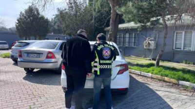 Esenyurt’ta bir sürücü ile diğer bir sürücü arasında yol verme