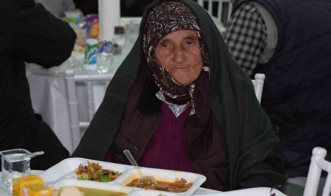 Hacıbalı Köyü’nde Ramazan ayı coşkusu yaşanıyor. Evlerde ocaklar sönük olsa