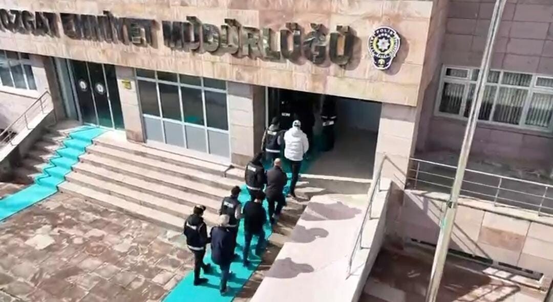 Yozgat’ta FETÖ terör örgütü şüphelisi olduğu iddia edilen 6 kişi,