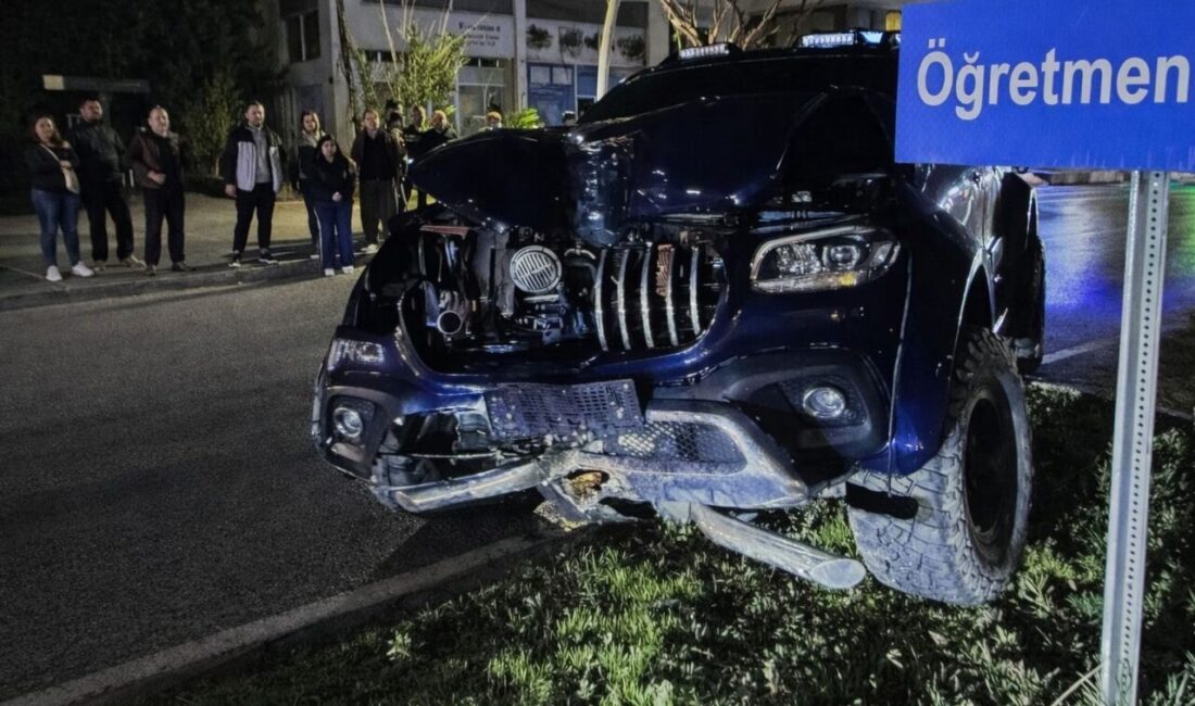 Antalya’nın Gazipaşa ilçesinde meydana gelen trafik kazasında, saat 21.30 sıralarında