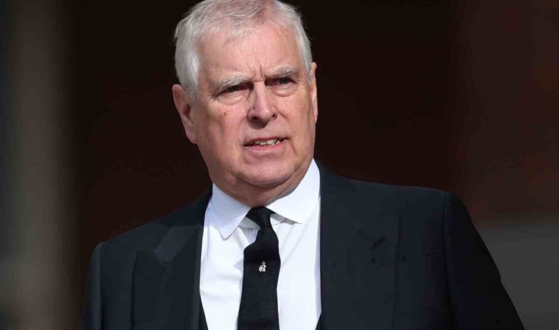 İngiltere’de ABD’li milyarder Jeffrey Epstein ile ilişkisi bulunan eski prens