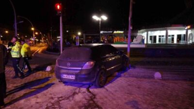 Malatya’da meydana gelen trafik kazasında, bir hafif ticari araç ile