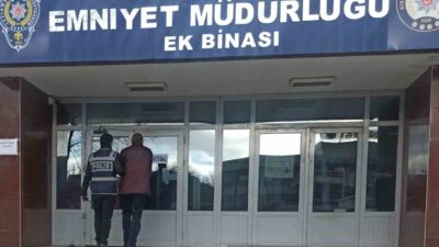 Kırıkkale’deki bir hastanede, güvenlik görevlisinin odasından para ve altın çalan