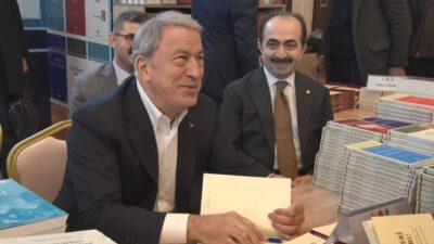 Eski Milli Savunma Bakanı ve TBMM Milli Savunma Komisyonu Başkanı