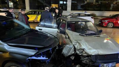 Afyonkarahisar’ın Sandıklı ilçesinde meydana gelen trafik kazasında 1 kişi yaralandı.
