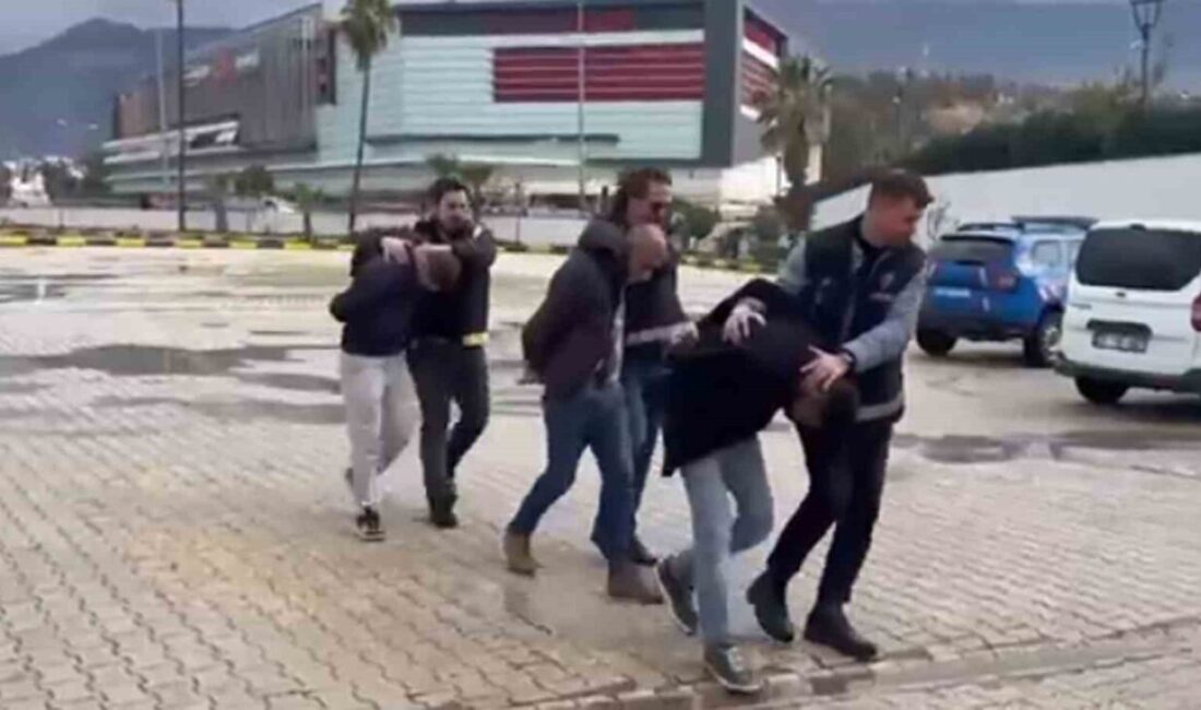 Hatay Emniyet Müdürlüğü ekiplerinin yürüttüğü çalışmalar neticesinde İskenderun’da çeşitli suçlardan