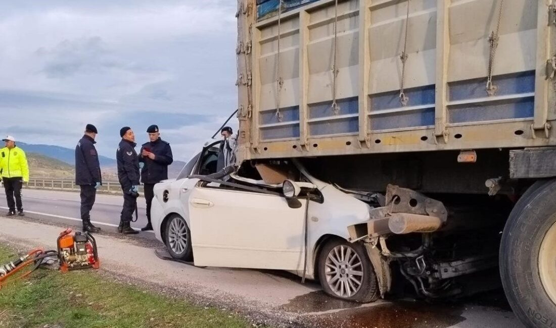İki kişinin hayatını kaybettiği feci bir trafik kazası, İstanbul’dan Ordu’ya