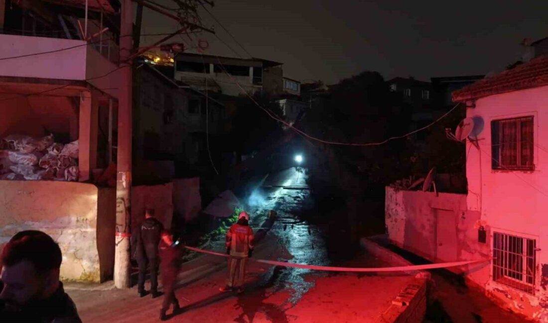 İzmir’in Konak ilçesinde, şiddetli fırtınanın neden olduğu bir olayda, 15