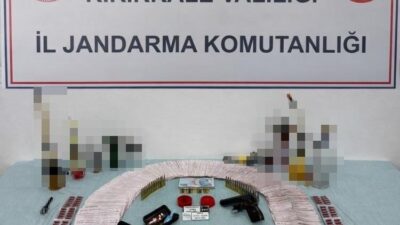 Kırıkkale’de jandarma tarafından gerçekleştirilen operasyonda, uyuşturucu ticareti yaptığı şüphelenilen 3