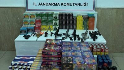 Gaziantep’te Jandarma ekiplerinin yürüttüğü uyuşturucu ve kaçakçılıkla mücadele operasyonlarında yakalanan