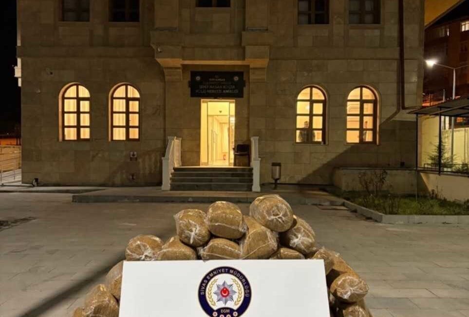 Sivas’ın Koyulhisar İlçesinde, Kaçakçılık Suçlarıyla Mücadele Kapsamında yürütülen koordineli çalışmalar