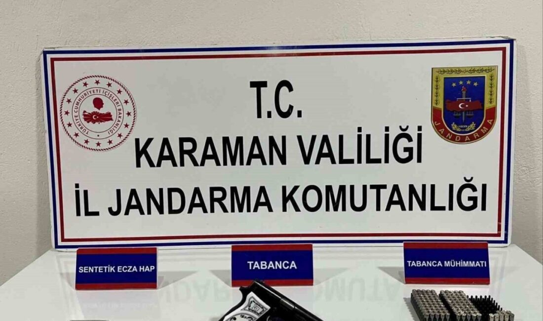 Karaman’da jandarma operasyonunda uyuşturucu madde ve kaçak makaronlar ele geçirilirken,