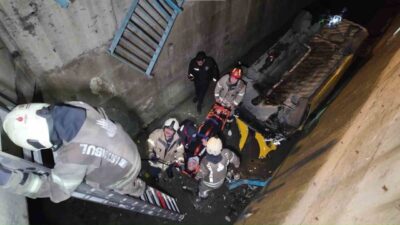 Kartal Soğanlık Mahallesi’nde sabah saatlerinde meydana gelen trafik kazasında, alkollü