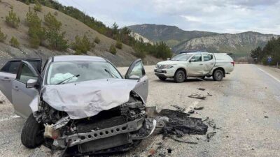 Kastamonu’nun Hanönü ilçesinde meydana gelen trafik kazasında eski Boyabat Belediye