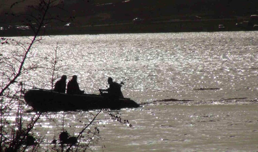 Manisa’nın Yunusemre ilçesinde 18 yaşındaki bir genç kaybolduğu için arama