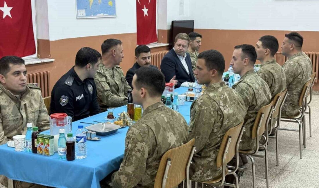 Van’ın Özalp ilçesinde, Ramazan ayının huzurlu atmosferinde anlamlı bir iftar