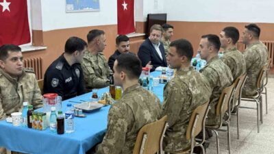 Van’ın Özalp ilçesinde, Ramazan ayının huzurlu atmosferinde anlamlı bir iftar
