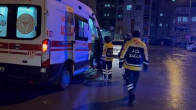 Kocasinan ilçesinde yaşanan bıçaklı kavgada bir çocuk kalçasından hafif şekilde