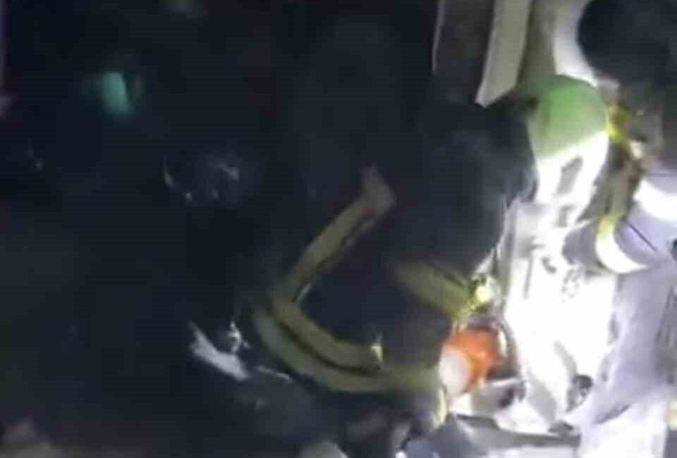 Yahyalı ilçesinde meydana gelen trafik kazasında hafif ticari aracın şarampole
