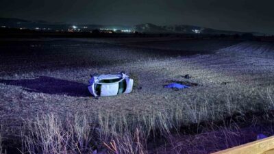 Kayseri-Malatya Karayolu’nda meydana gelen trafik kazasında, bir otomobilin kontrolden çıkarak